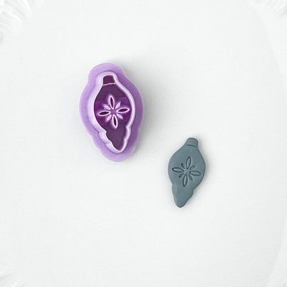 Bulb Imprint Clay Cutter - September 2023