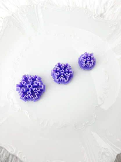 Snowflake Window Clay Cutter - September 2023
