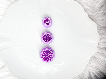 Xmas Flower Imprint Clay Cutter - September 2023