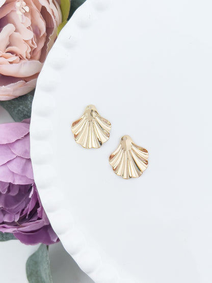 Scalloped Charm - 10 PIECES - June Launch