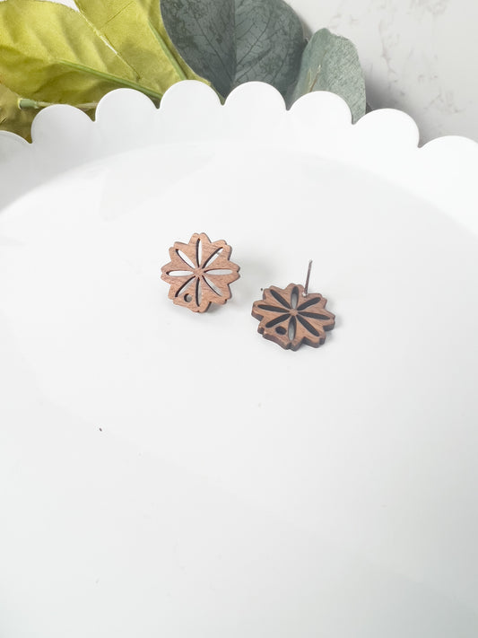 Flower Style #1 Wooden Stud Finding - 10 PIECES