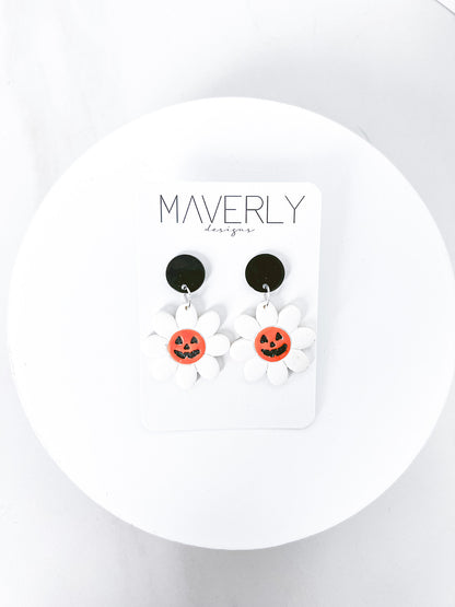 Pumpkin Daisy Clay Cutter - August Launch