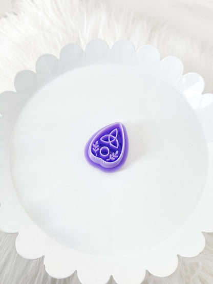 Ouiji Handle Clay Cutter - October Launch