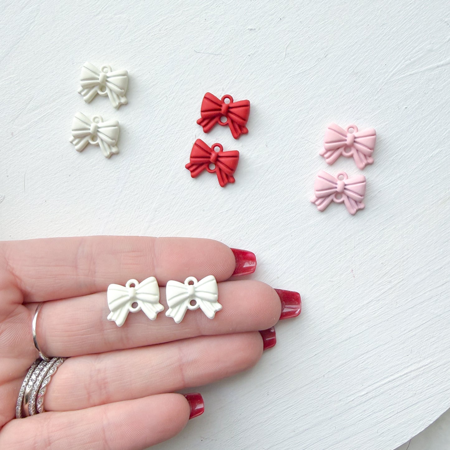 Pleated Bow Connector- 10 PIECES - December 2025 Launch