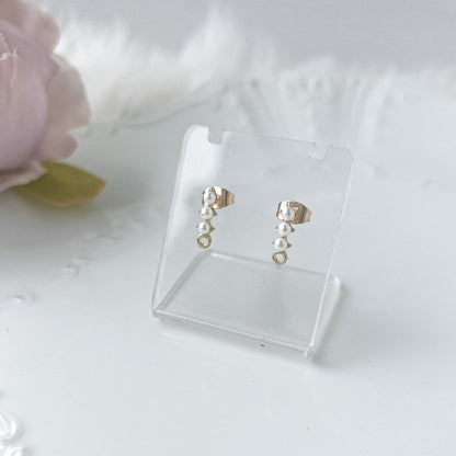 3 Pearl Drop Stud Finding (10 PIECES) - February Launch