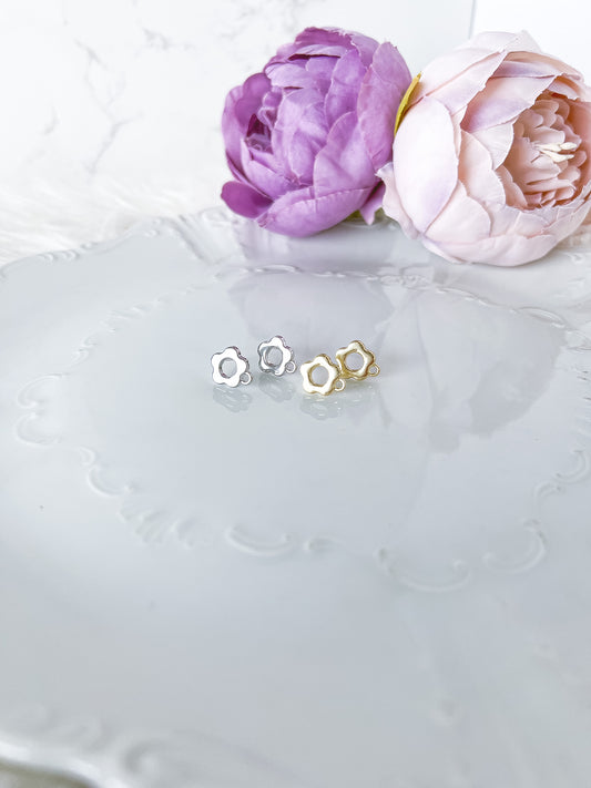 Flower Frame Stud Finding - 10 PIECES - March Launch