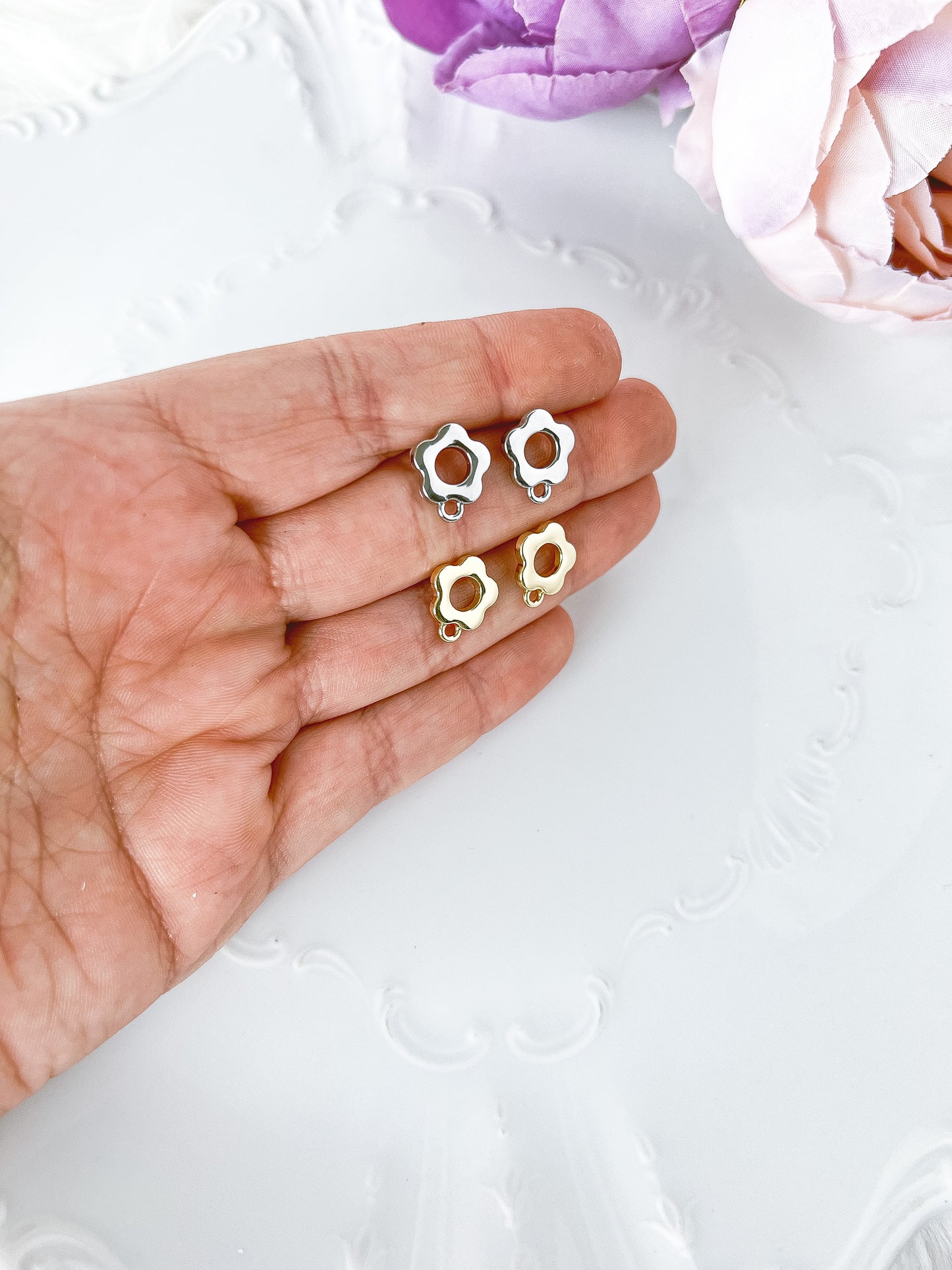 Flower Frame Stud Finding - 10 PIECES - March Launch