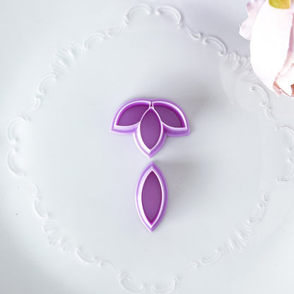 3 Petal Dangle Cutter (2 Pieces) - March Launch