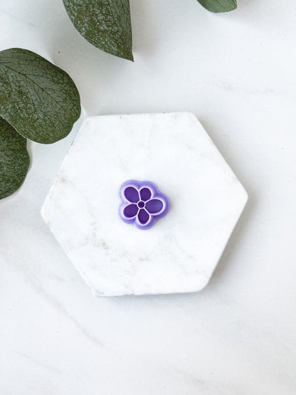 Doodle Daisy Stud Cutter