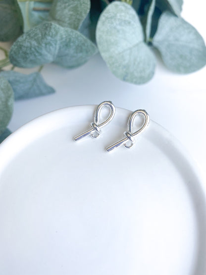 Knot Stud Finding - 10 Pieces