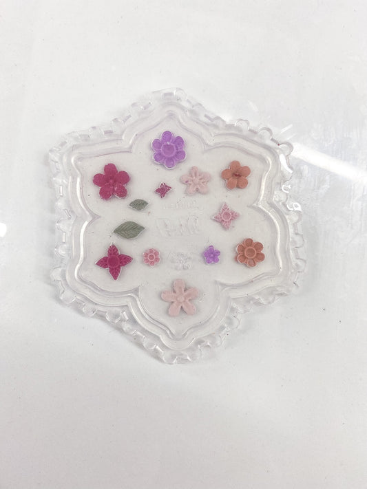 Micro Flower Mold 004 - Lilies and Leaves