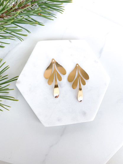 5 Petal Dangle Charm - 10 pieces