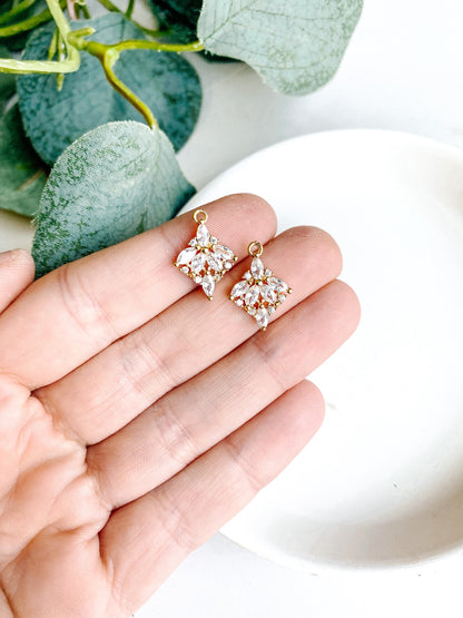 Multi Gem Charm - 10 PIECES