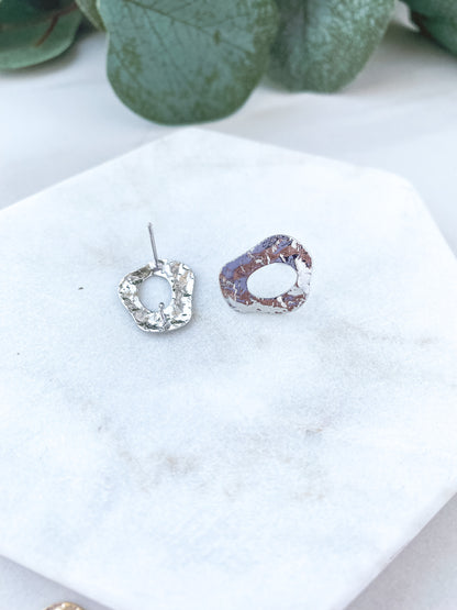 Hammered Open Oval Stud Finding - 10 PIECES