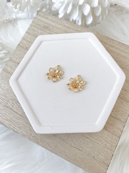 Gold Poinsettia Charm - 10 Pieces