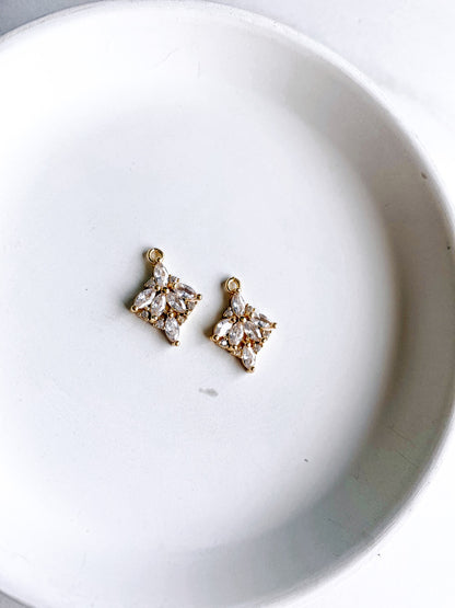 Multi Gem Charm - 10 PIECES