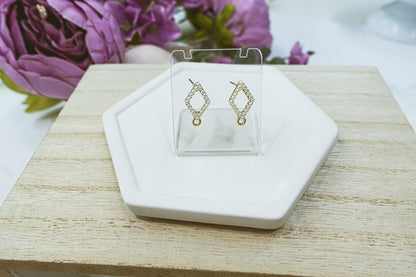 Diamond Pearl Stud Finding - 10 PIECES