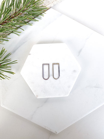 D Shape Charm - 10 pieces