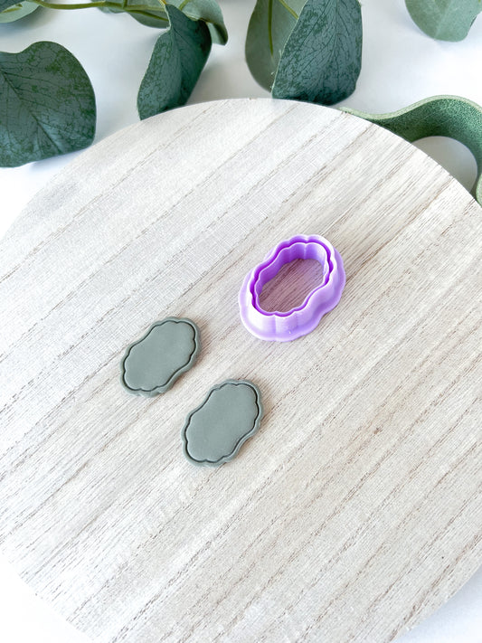 Genevieve Imprint Floral Frame Cutter