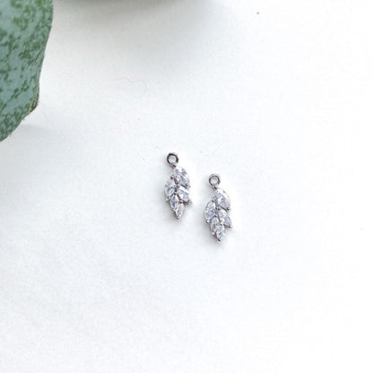 Silver Leaf Gem Charm - 10 Pieces