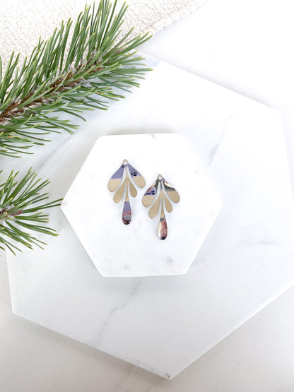 5 Petal Dangle Charm - 10 pieces