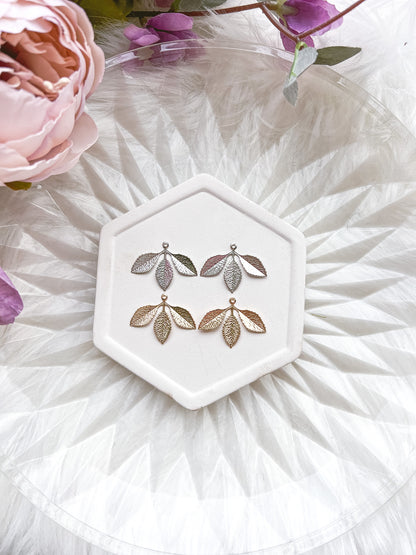3 Leaf Charm - 10 PIECES