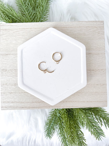 Click Hoop Stud Finding - 10 PIECES